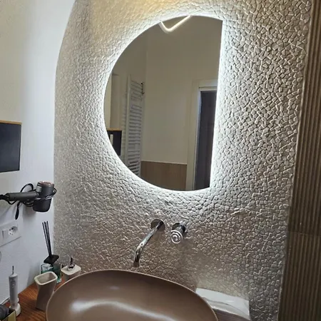 Casa Zhurian Appartamento Ginestra