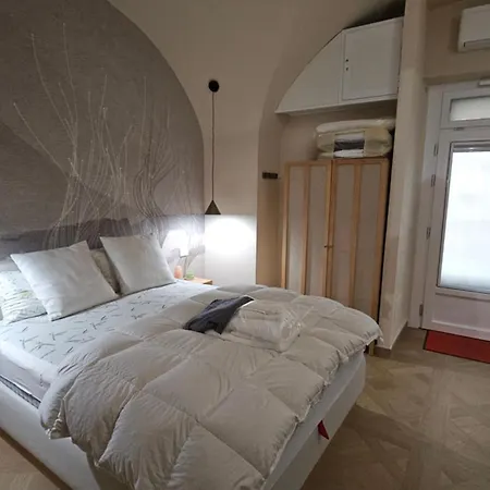 Appartamento Casa Zhurian Ginestra